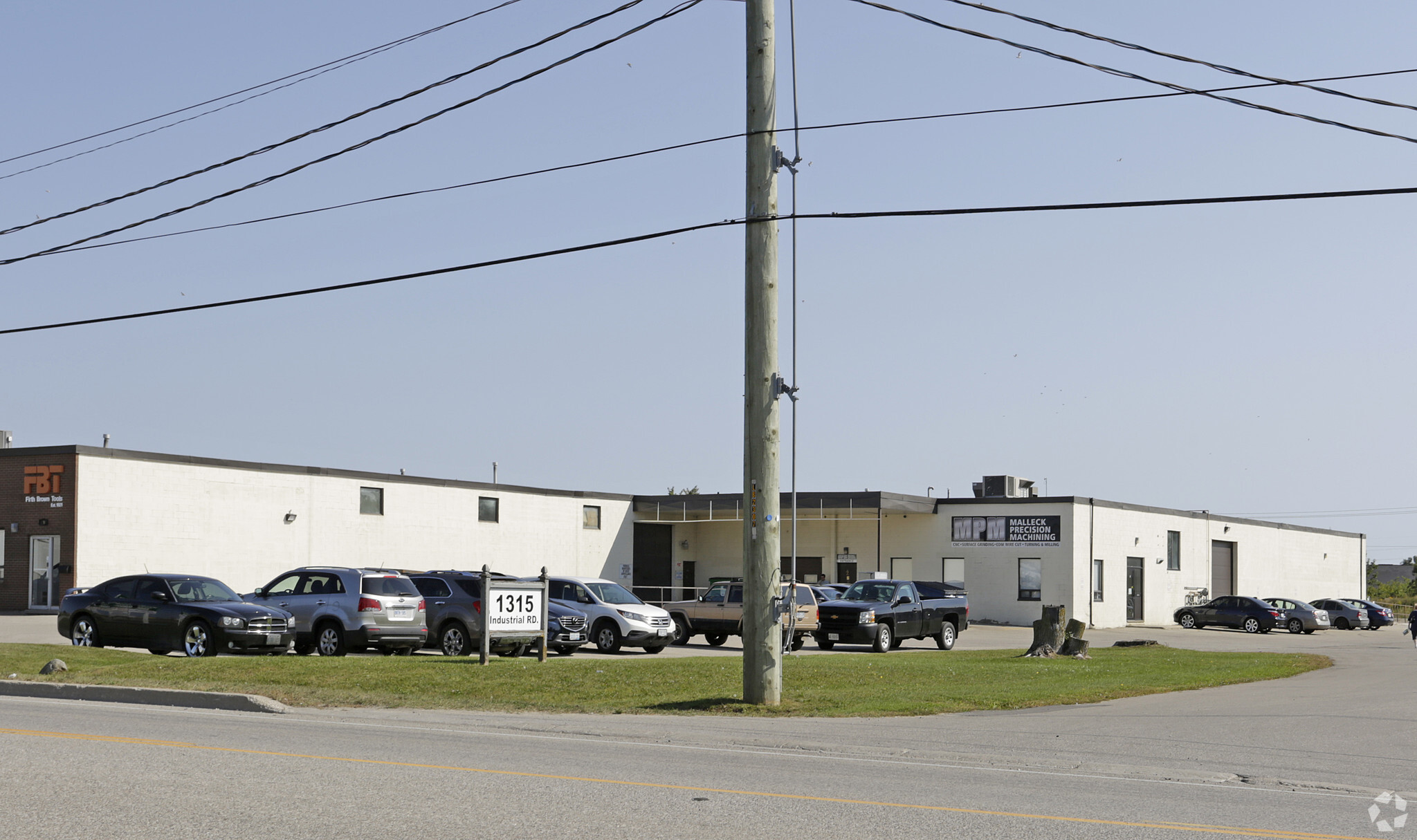 1297 Industrial Rd, Cambridge, ON for lease Primary Photo- Image 1 of 6