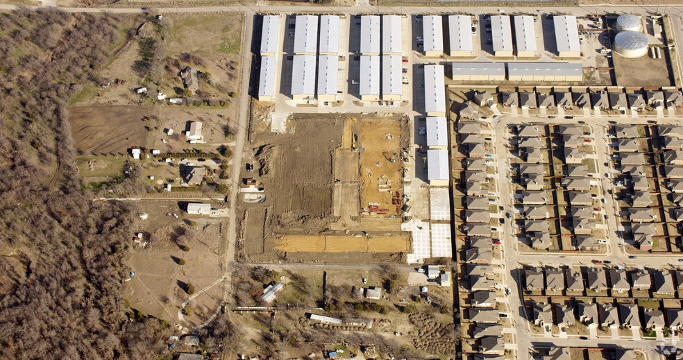 122 Rose Ln, Frisco, TX for sale - Building Photo - Image 2 of 34