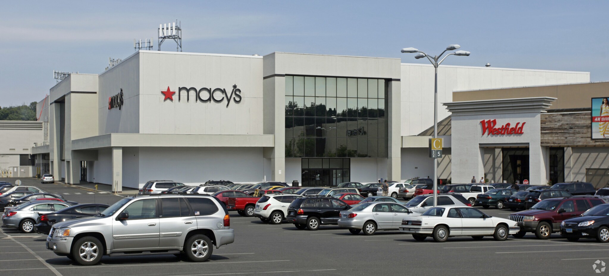 5065 Main St, Trumbull, CT 06611 Westfield Trumbull