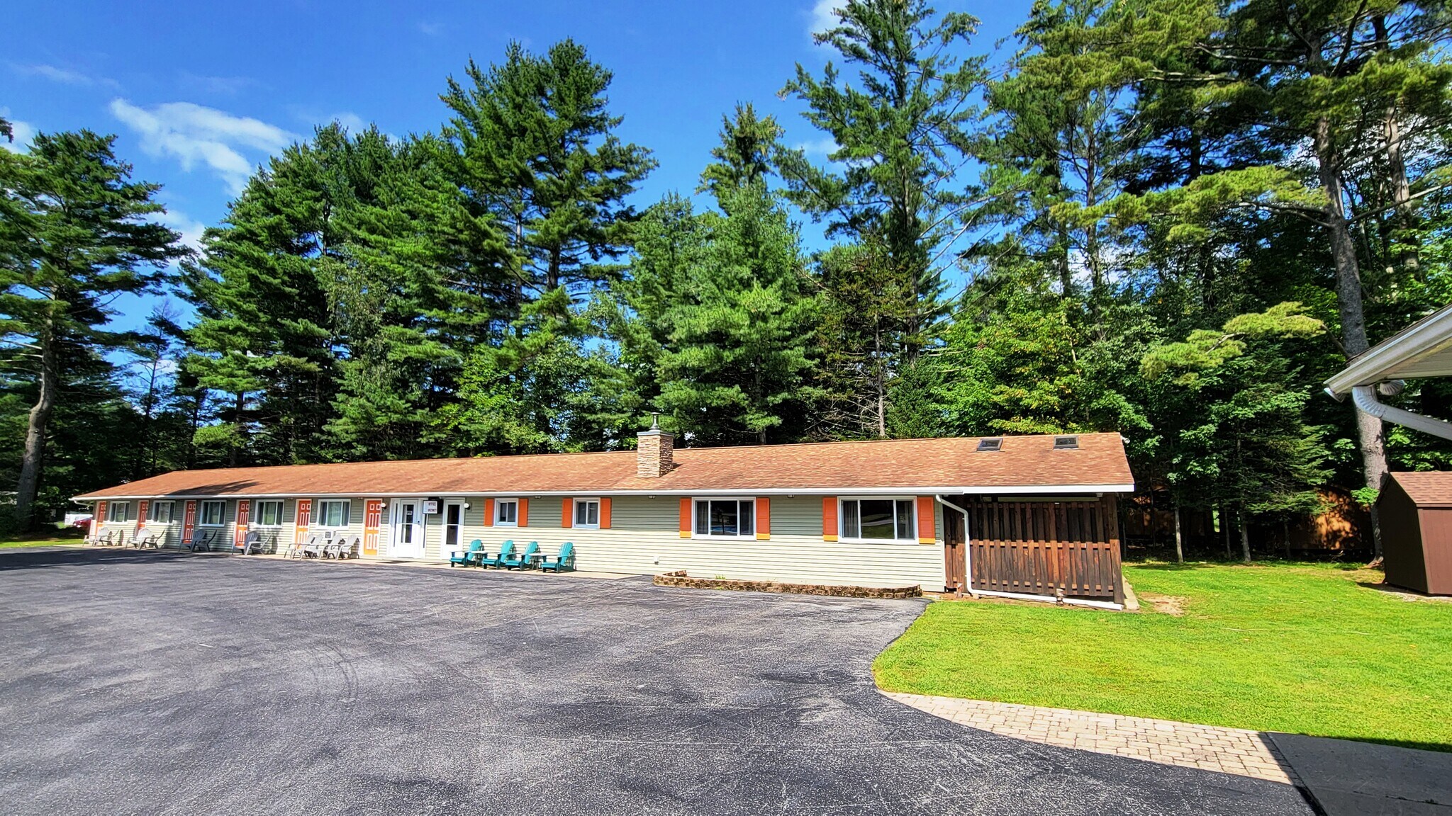 2761 NY28, Old NY 13420 19th Green Motel