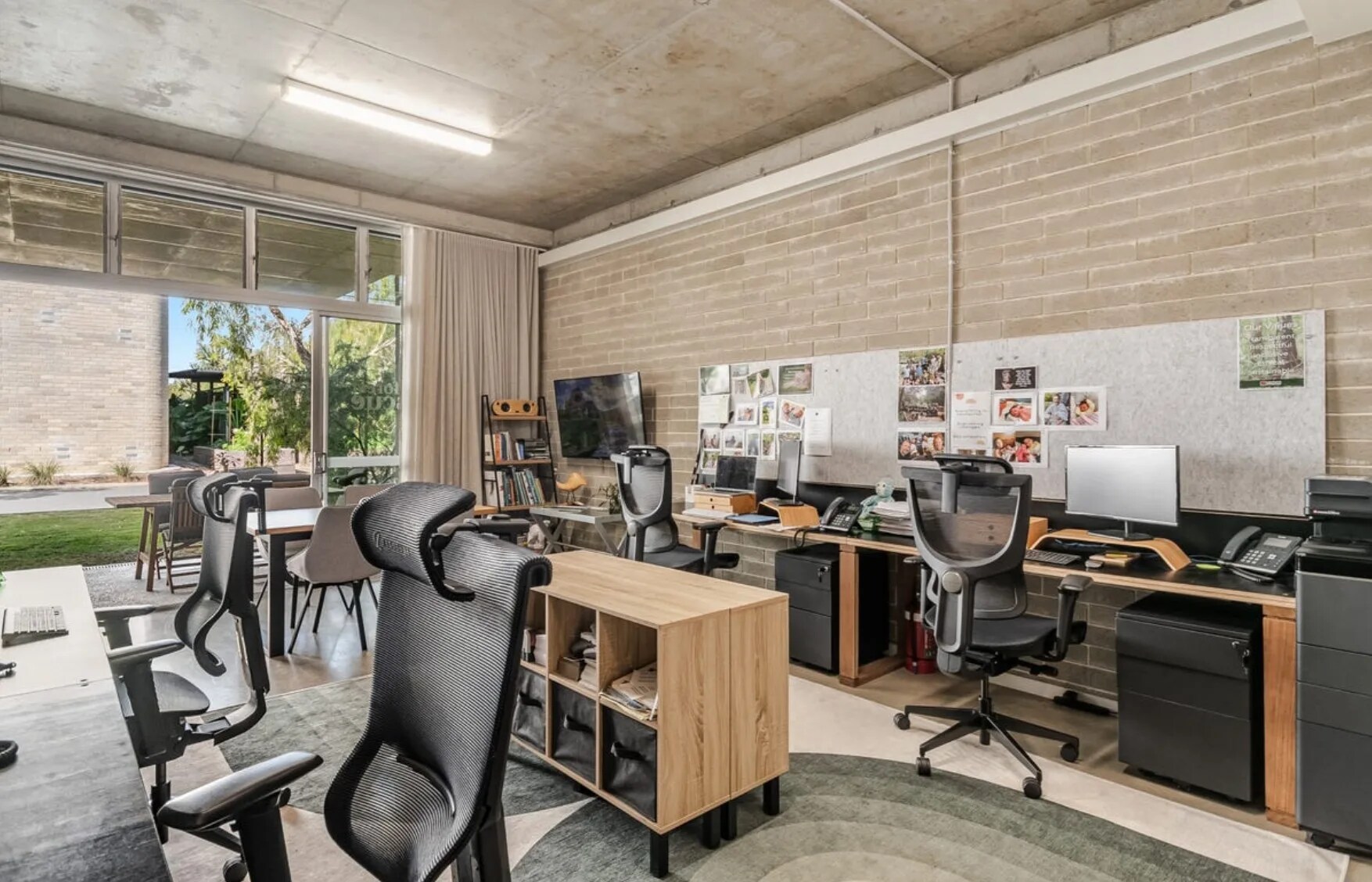 4-66 Parkes Ave, Byron Bay for lease Interior Photo- Image 1 of 4