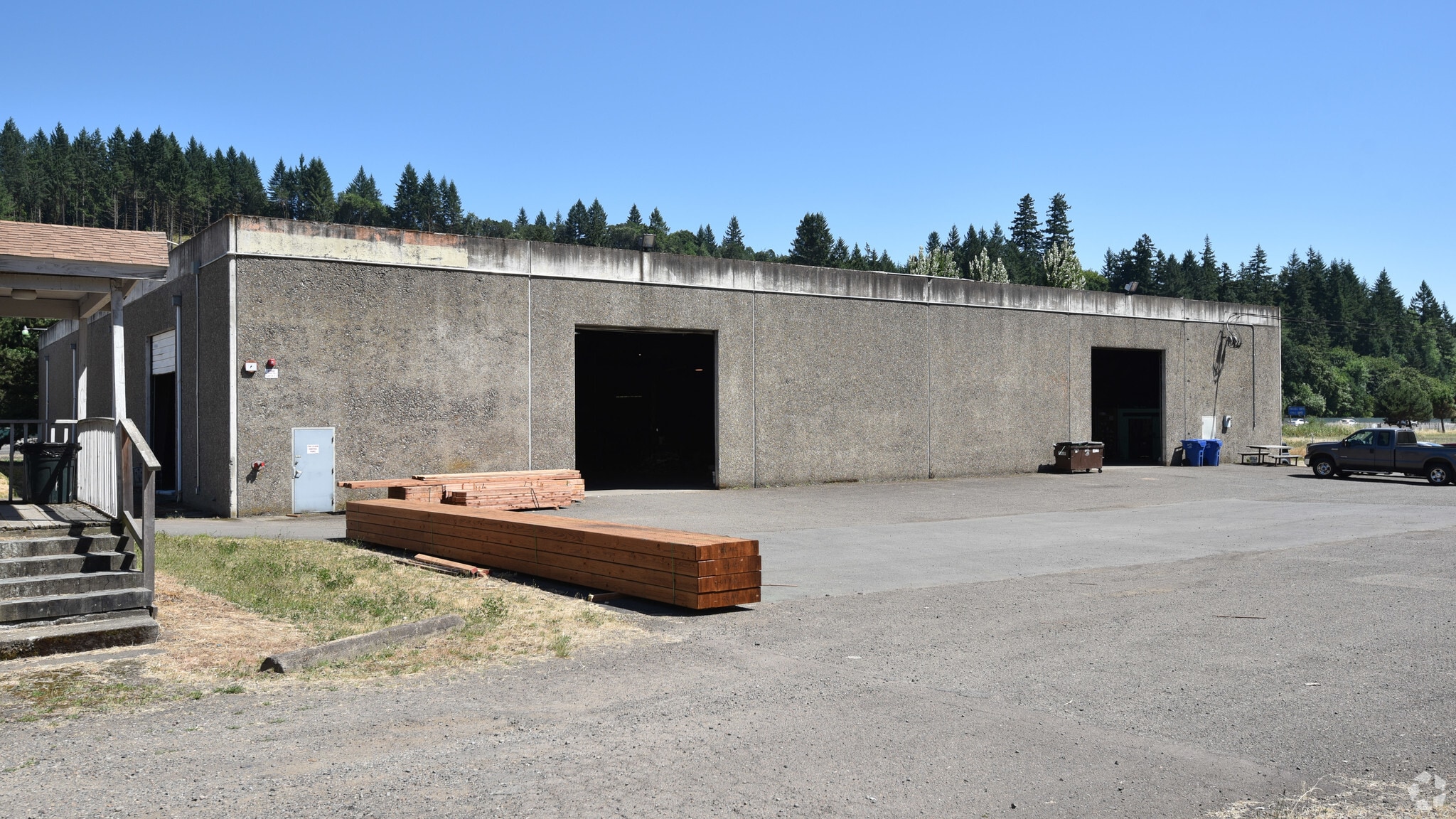 10466 Sunnyside Rd SE, Jefferson, OR for sale Primary Photo- Image 1 of 14