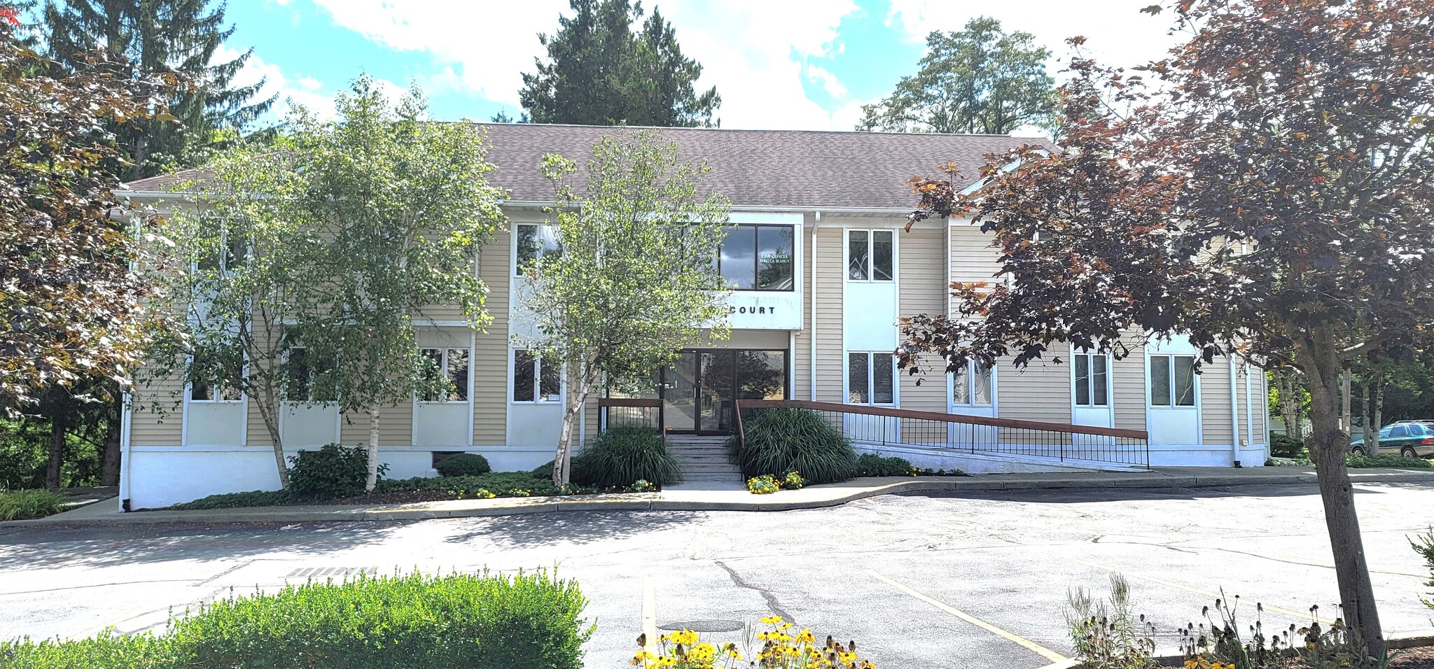 2-4 Austin Ct, Poughkeepsie, NY for lease Building Photo- Image 1 of 11