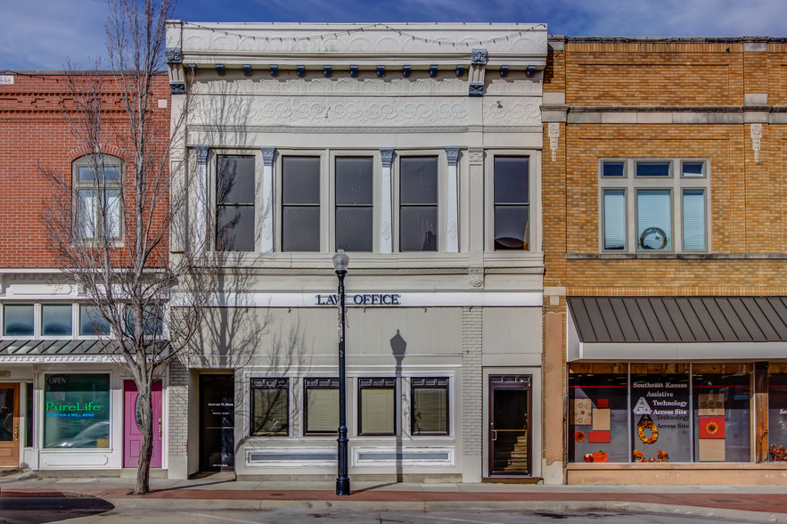 1805 Main St, Parsons, KS for sale - Primary Photo - Image 1 of 1