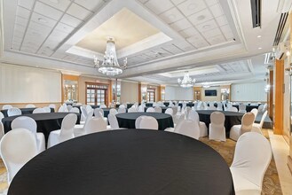 30 Minue St, Carteret, NJ for lease Interior Photo- Image 1 of 16