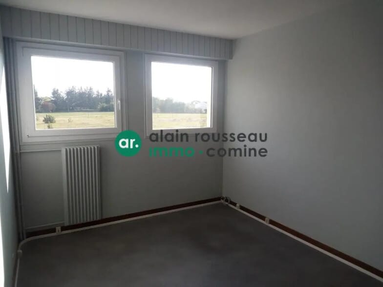 Office in Verrières-en-Anjou for lease - Interior Photo - Image 3 of 7