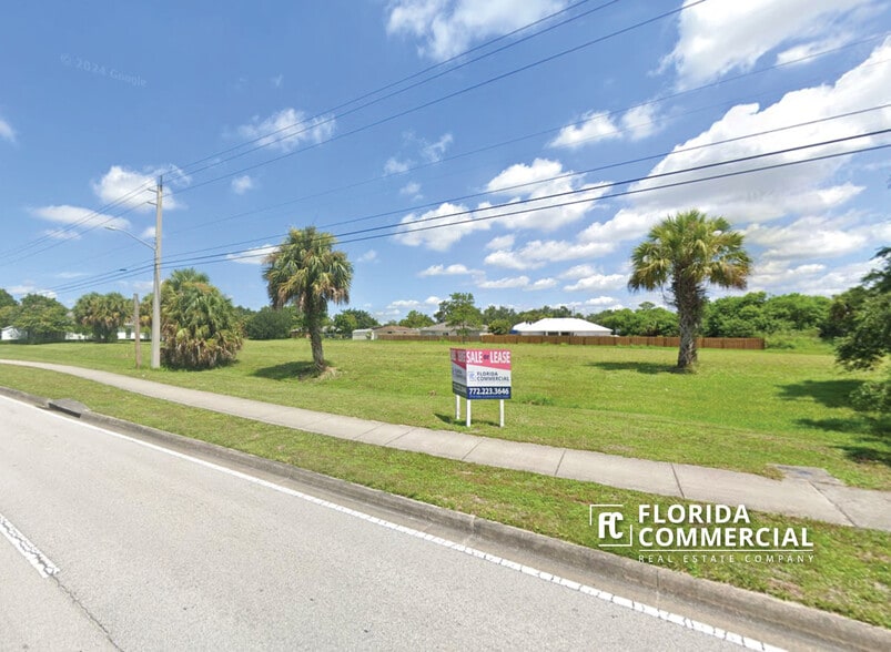 1561-1581 SW Gatlin Blvd, Port Saint Lucie, FL for sale - Building Photo - Image 2 of 4