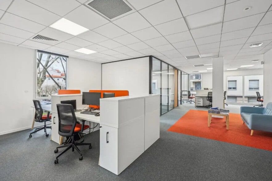 15-25 Rue Edouard Aynard, Villeurbanne for lease - Interior Photo - Image 3 of 13