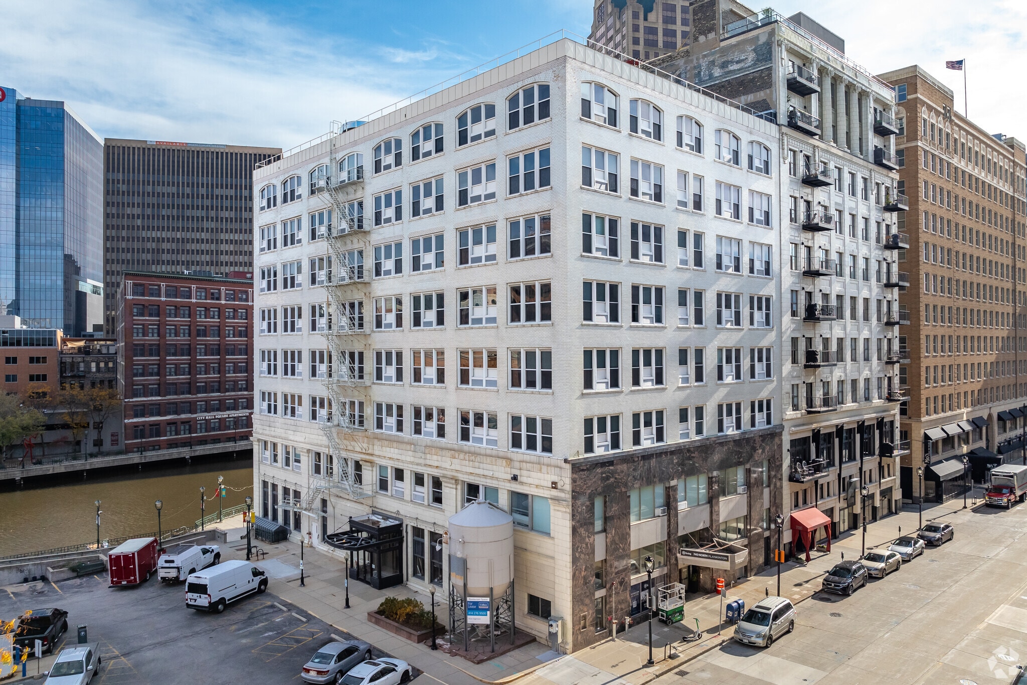 740 N Plankinton Ave, Milwaukee, WI for lease Building Photo- Image 1 of 12