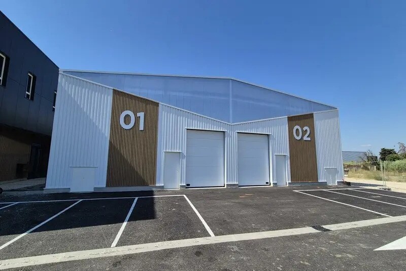 Flex in Perpignan for sale - Building Photo - Image 2 of 11