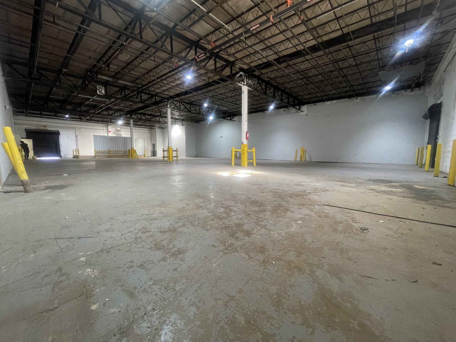 5400 Grays Ave, Philadelphia, PA for lease Interior Photo- Image 1 of 3
