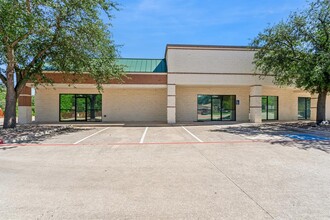 425 Round Rock West Dr, Round Rock, TX for lease Building Photo- Image 2 of 18