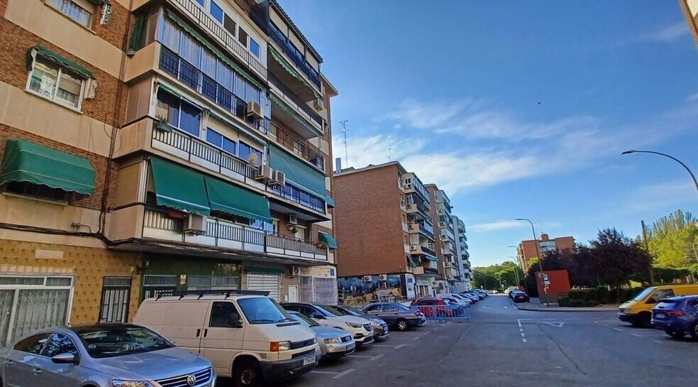 Calle Nazaret, 1, Móstoles, Madrid for sale - Building Photo - Image 2 of 2