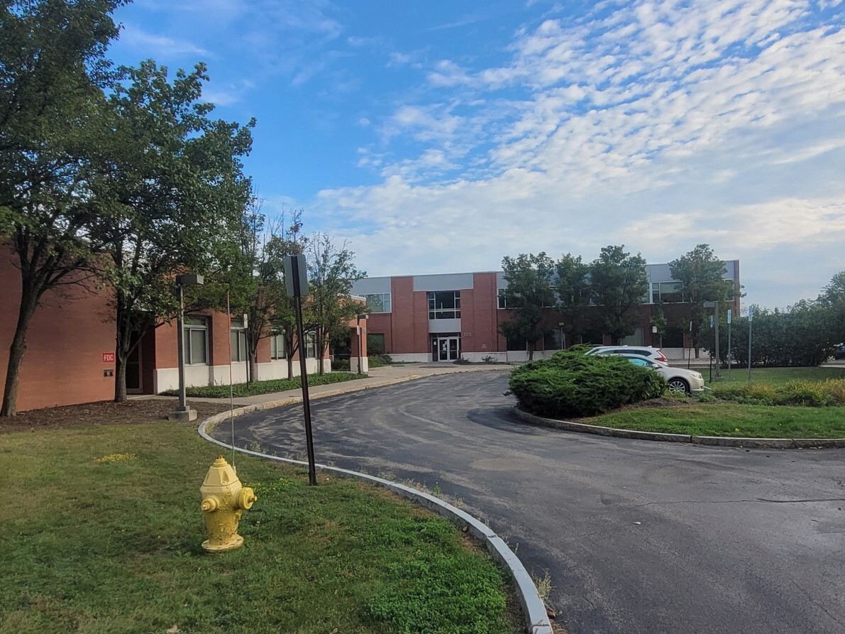 125 Indigo Creek Dr, Rochester, NY for lease Building Photo- Image 1 of 3