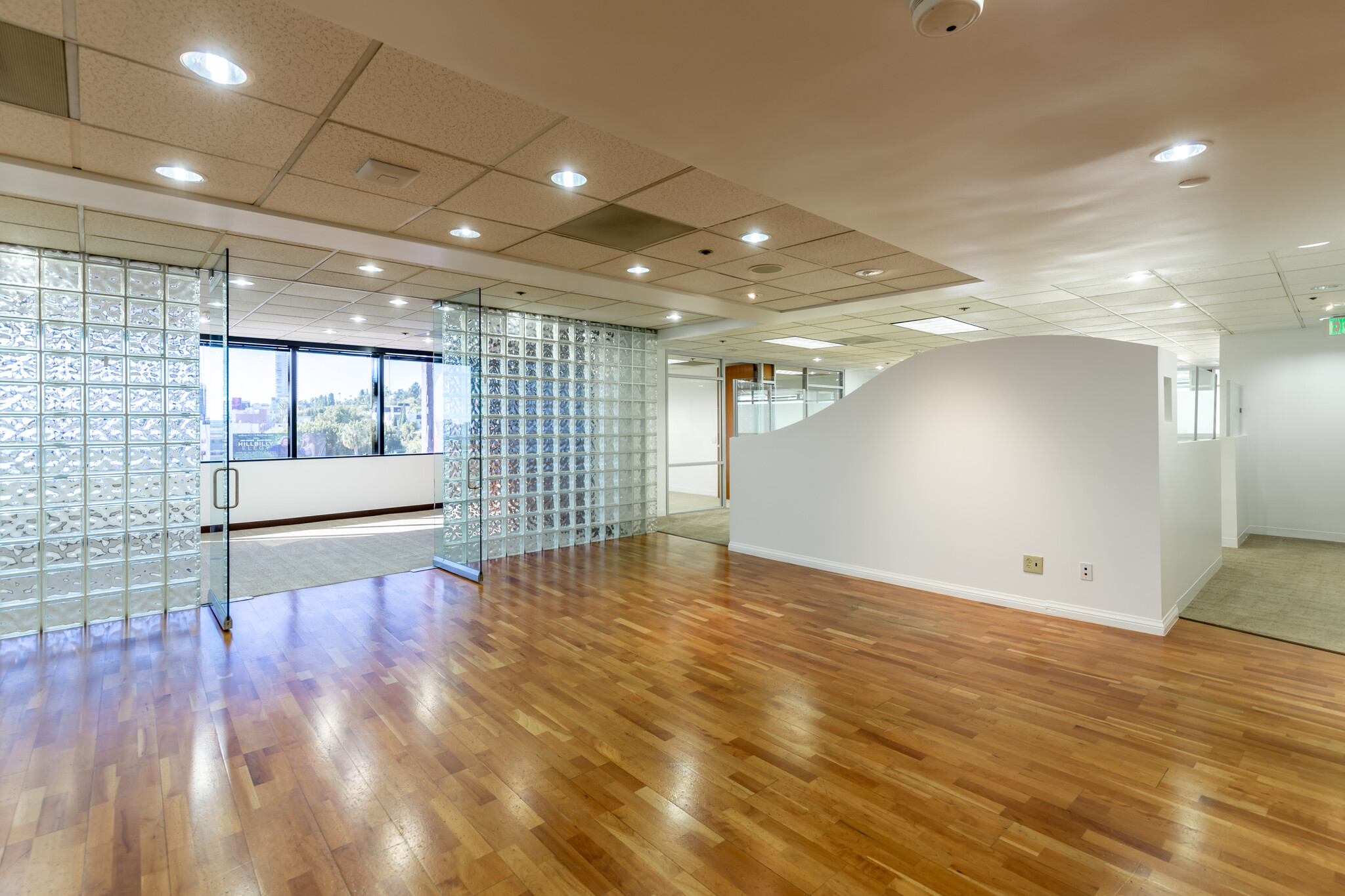 8730 W Sunset Blvd, West Hollywood, CA for lease Interior Photo- Image 1 of 13