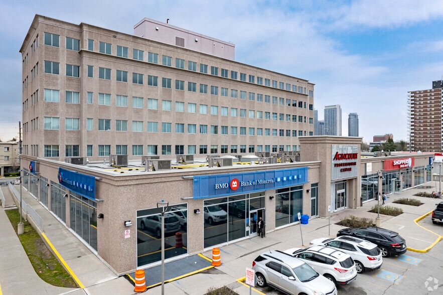 2330 Kennedy Rd, Toronto, ON for lease - Building Photo - Image 2 of 4