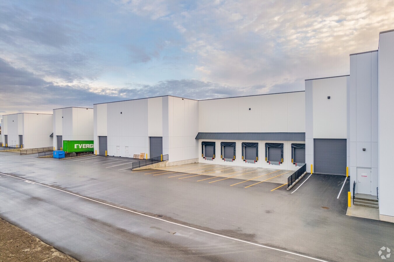 7672 Progress Way, Delta, BC V4G 1A4