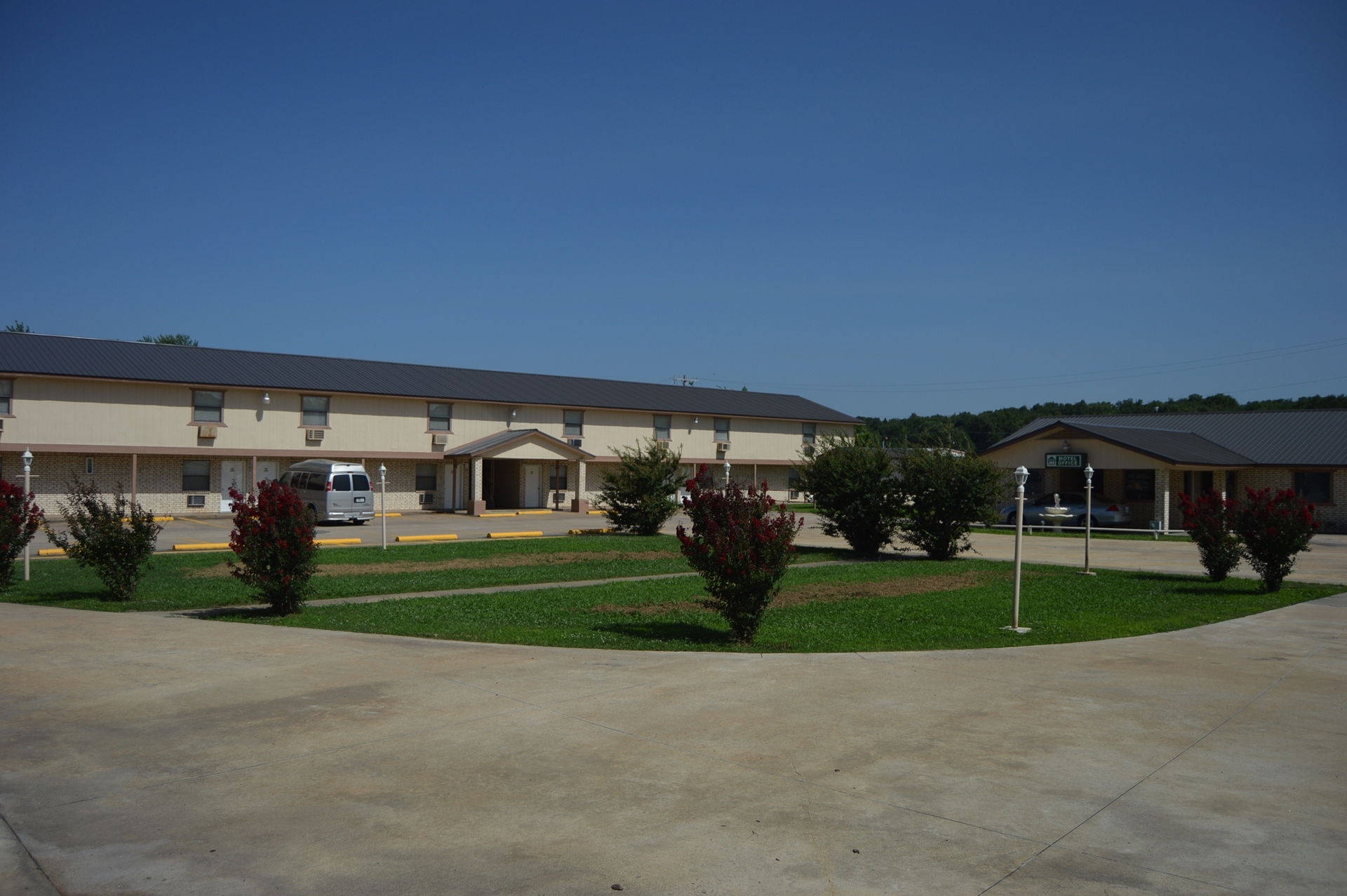 904 SW Highway 2, Wilburton, OK for sale Primary Photo- Image 1 of 1