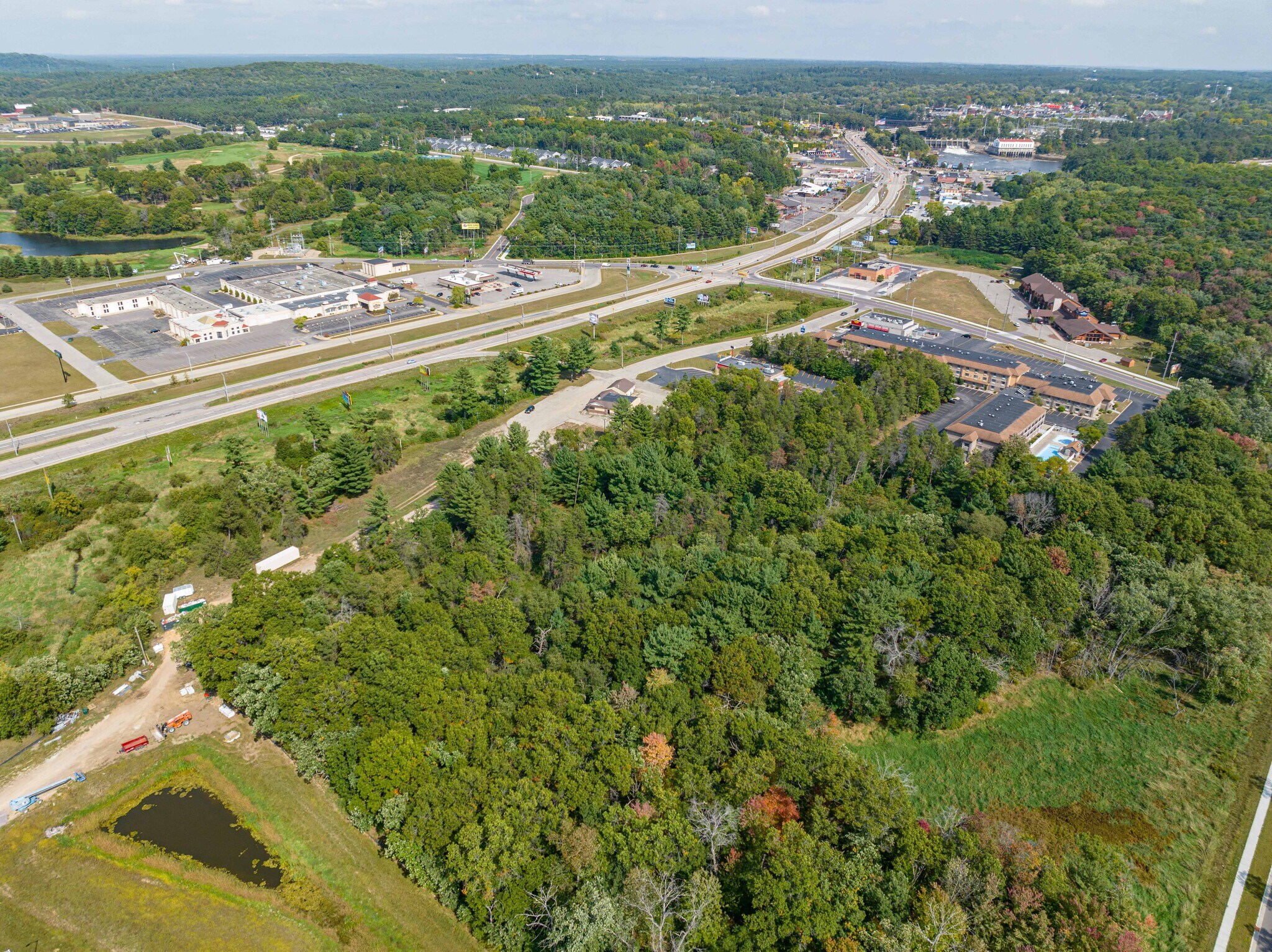 655 N Frontage Rd Wisconsin Dells Wi 53965 - 4gmfxua