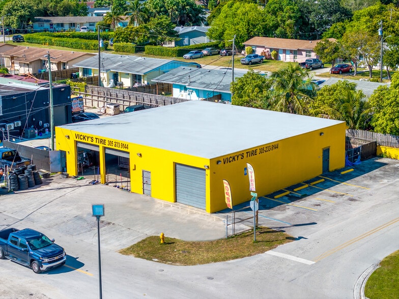 11300 SW 208th Dr, Miami, FL for sale - Building Photo - Image 2 of 47