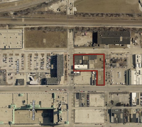 125 E Greenfield Ave, Milwaukee, WI for sale - Aerial - Image 2 of 3