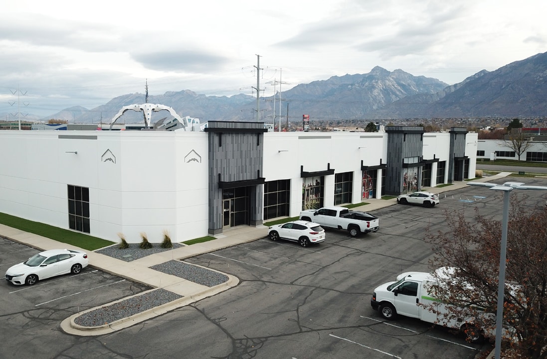 12128 S Lone Peak Pky, Draper, UT for lease Interior Photo- Image 1 of 4