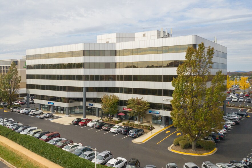 6 Montgomery Village Ave, Gaithersburg, MD 20879 Office Space for