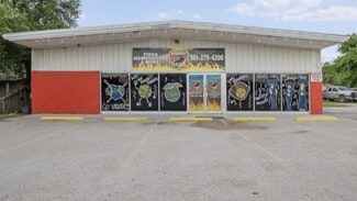 More details for 806 E Gravis St, San Diego, TX - Retail for Sale
