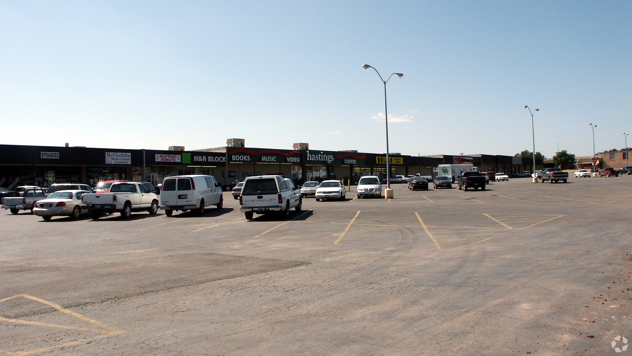 Broadway at Hailey St, Sweetwater, TX for lease Building Photo- Image 1 of 2