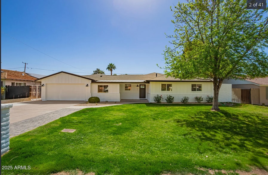 829 E Desert Park Ln, Phoenix, AZ for sale - Primary Photo - Image 1 of 4