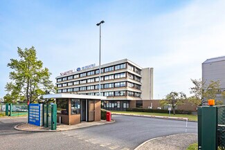 More details for 1 Avenue Du Fief, Saint-Ouen-l'Aumône - Office for Lease