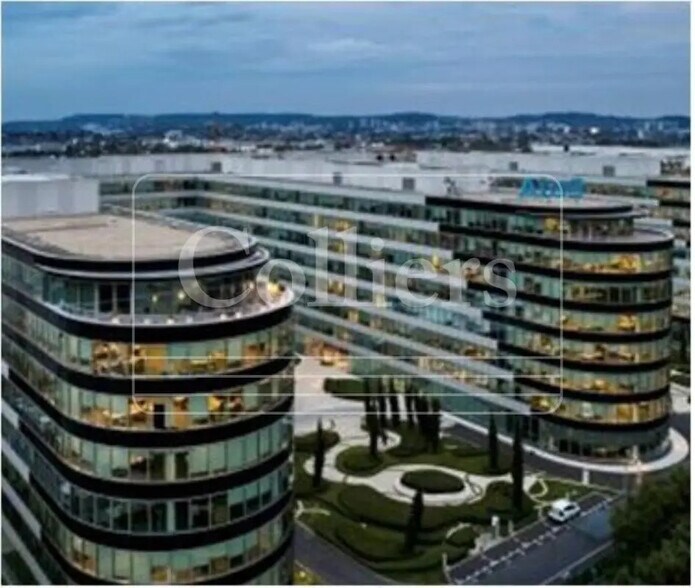 80 Quai Voltaire, Bezons for lease - Building Photo - Image 3 of 8