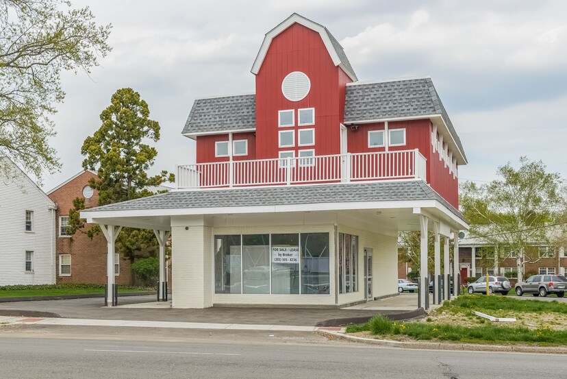 1110 E Main St, Stamford, CT for sale Building Photo- Image 1 of 1