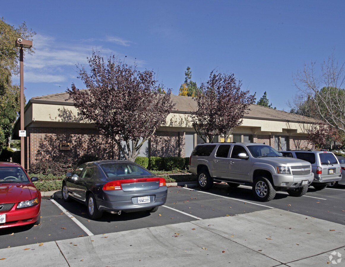 5301 Madison Ave, Sacramento, CA 95841