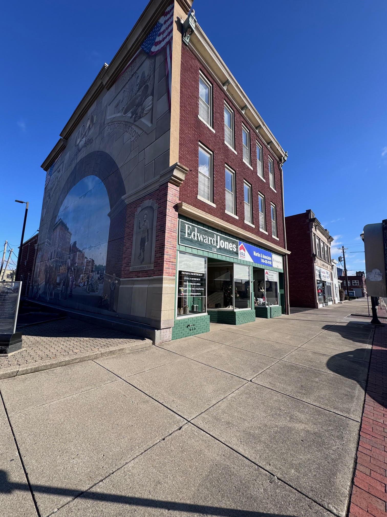 116-120 E Main St, Circleville, OH for lease Primary Photo- Image 1 of 3