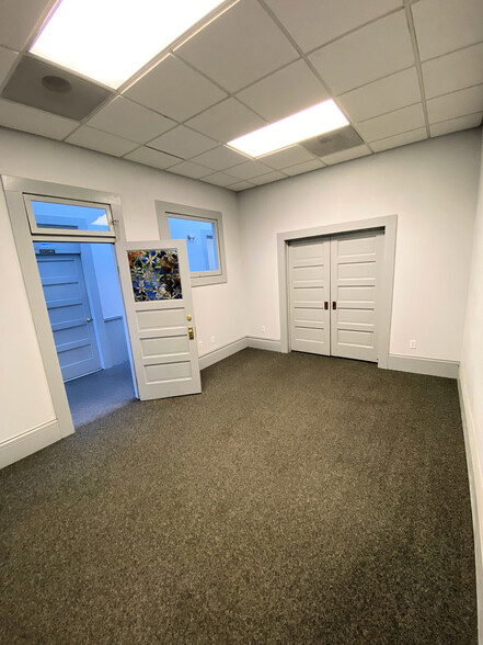 111-115 N State St, Ukiah, CA for lease - Interior Photo - Image 3 of 4