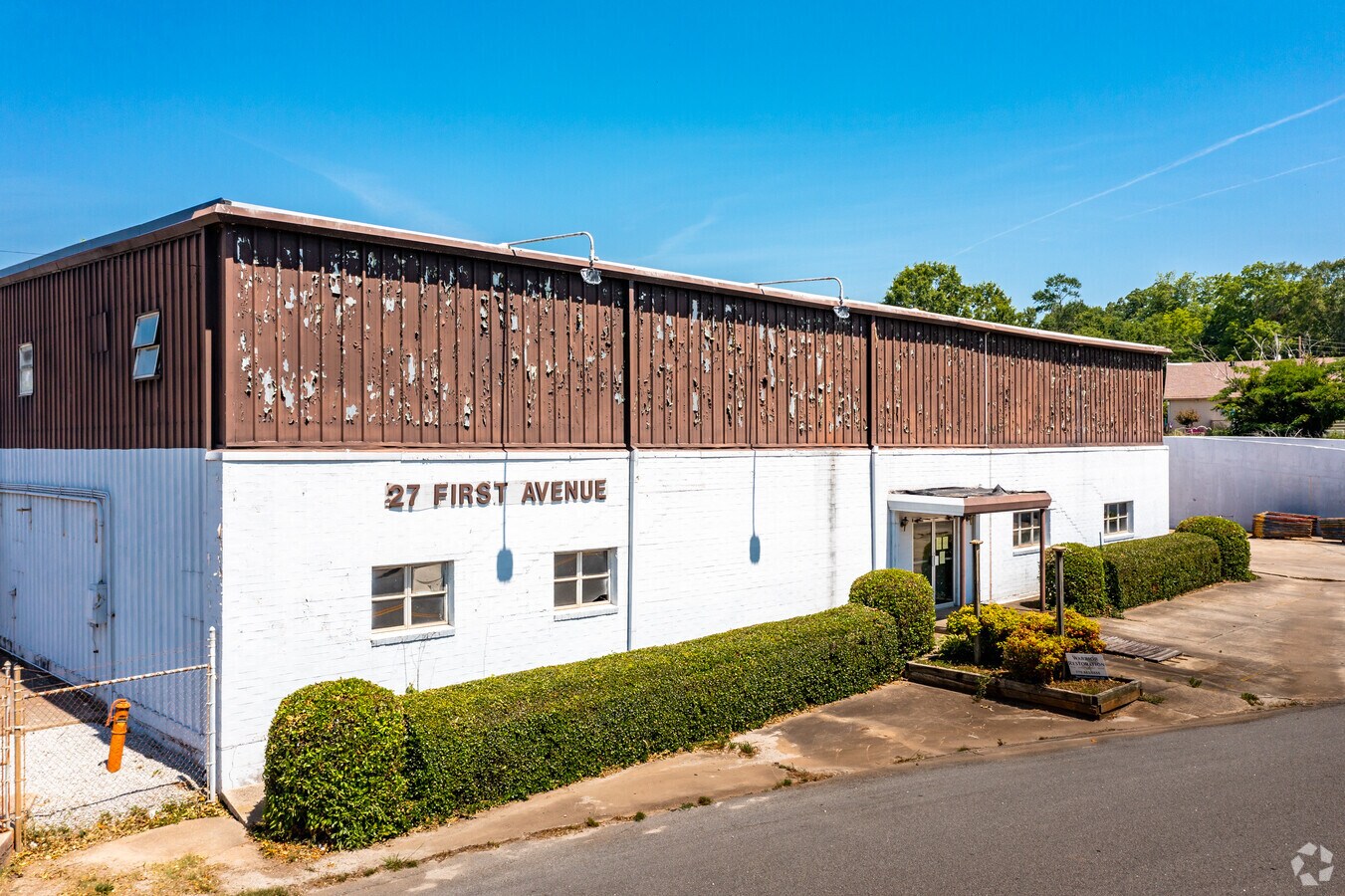 27 1st Ave, Newnan, GA 30263