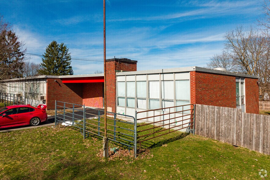 Portfolio of 2 Fulton, NY Properties for Sale