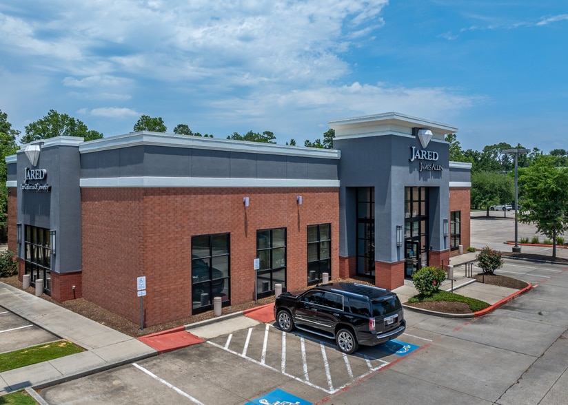 Jared and The Container Store portfolio of 2 properties for sale on LoopNet.com - Building Photo - Image 2 of 6