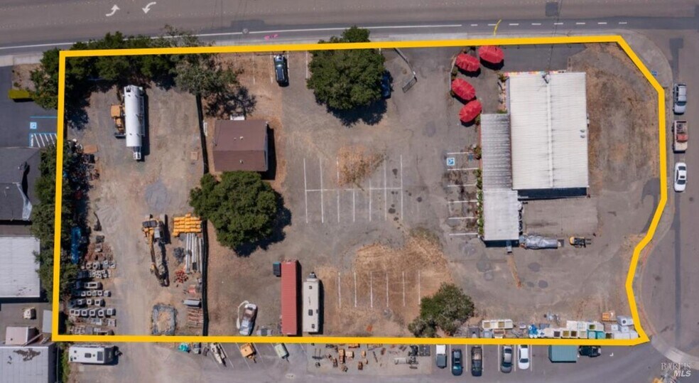 1480 Grove St, Healdsburg, CA for sale - Aerial - Image 2 of 43