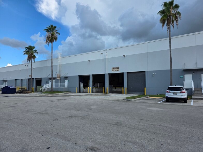 4405-4493 NW 97th Ave, Doral, FL for lease - Building Photo - Image 2 of 10