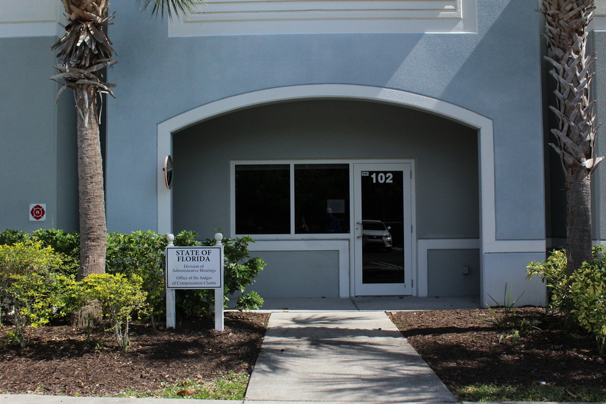 544 NW University Dr, Port Saint Lucie, FL for sale - Building Photo - Image 1 of 1