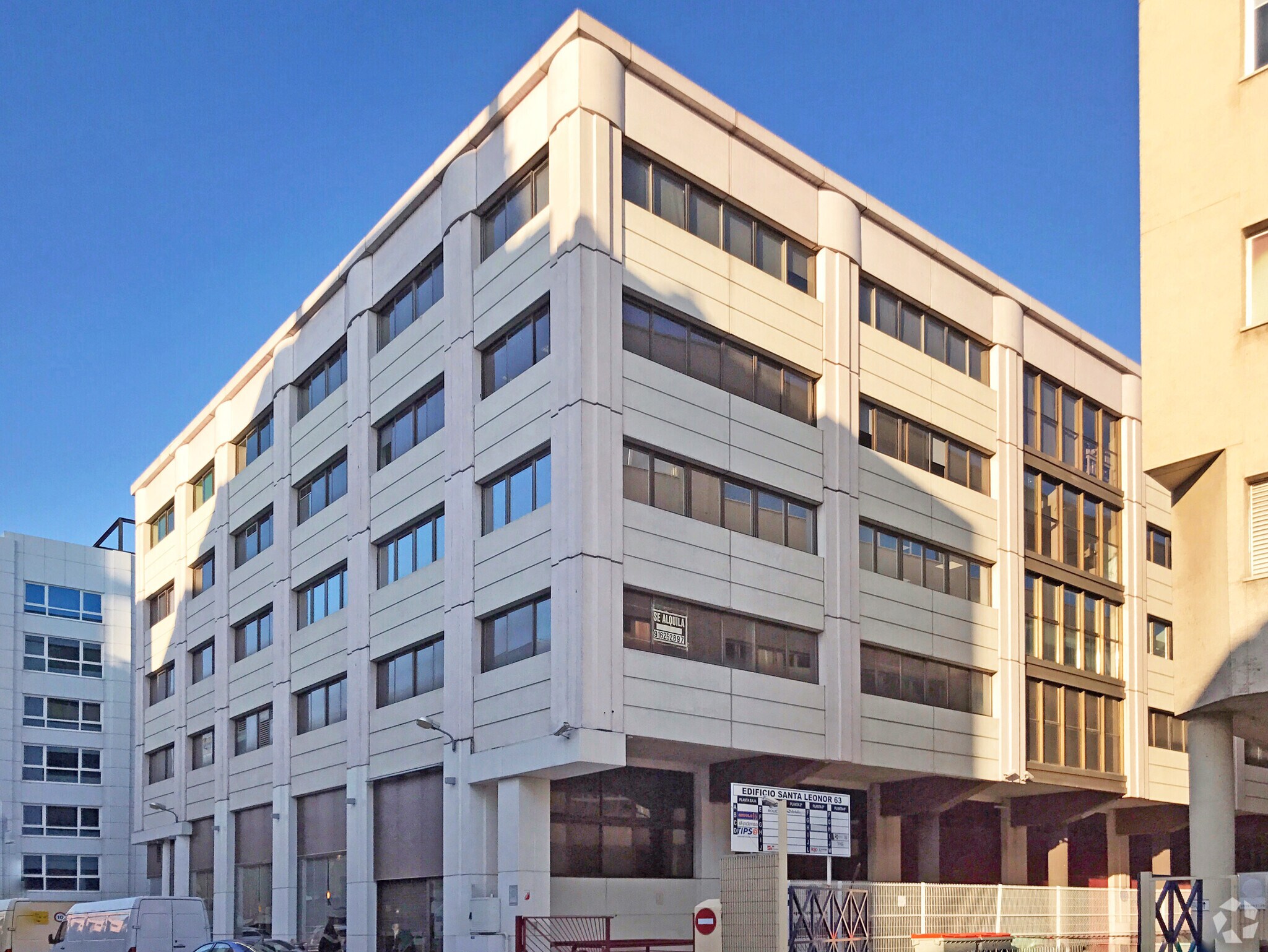 Industrial in Madrid, Madrid for lease Primary Photo- Image 1 of 5