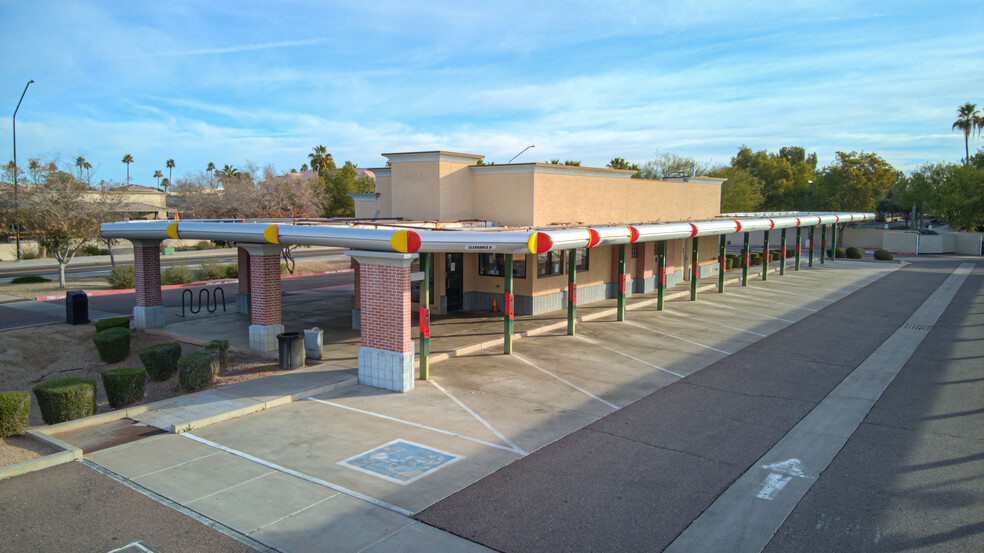 689 N Arizona Ave, Gilbert, AZ for sale - Building Photo - Image 2 of 28