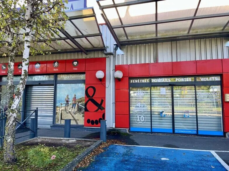 Retail in Nogent-sur-Oise for lease - Building Photo - Image 2 of 10