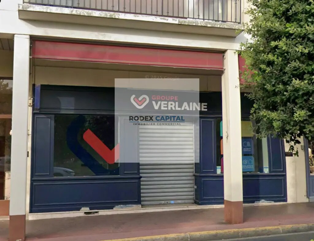 Retail in Enghien-les-Bains for lease Building Photo- Image 1 of 2