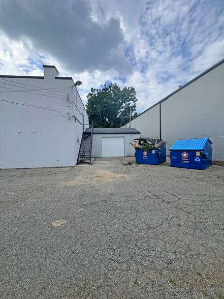 1546 Linden Ave SE, Grand Rapids, MI for lease - Building Photo - Image 2 of 6