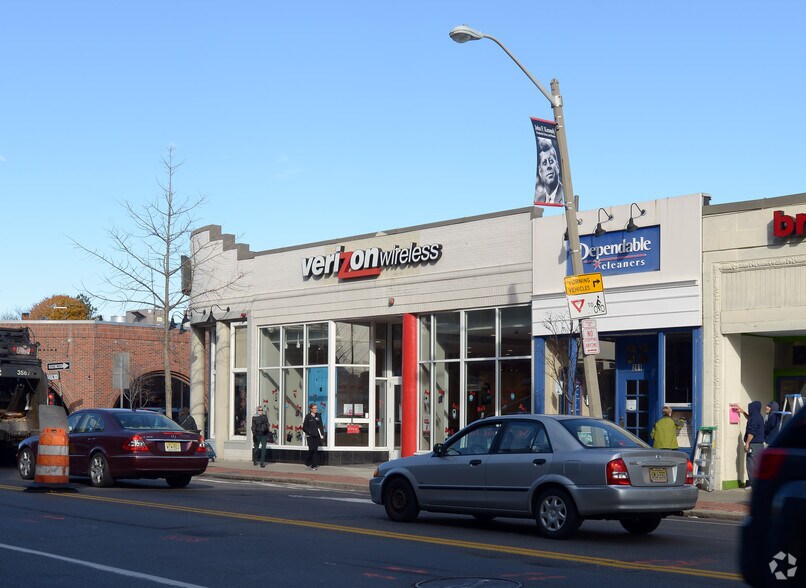 283 285 Harvard St Brookline Ma 02446 Front Property For 2 000 Sf Of 4 Star Retail Space Available In Brookline Ma