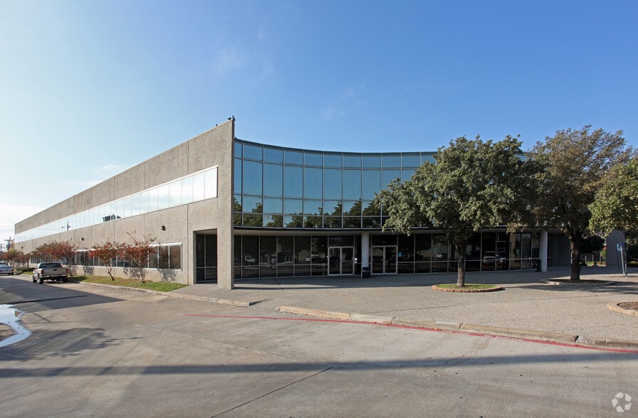 2607 Walnut Hill Ln, Dallas, TX for lease - Building Photo - Image 3 of 25