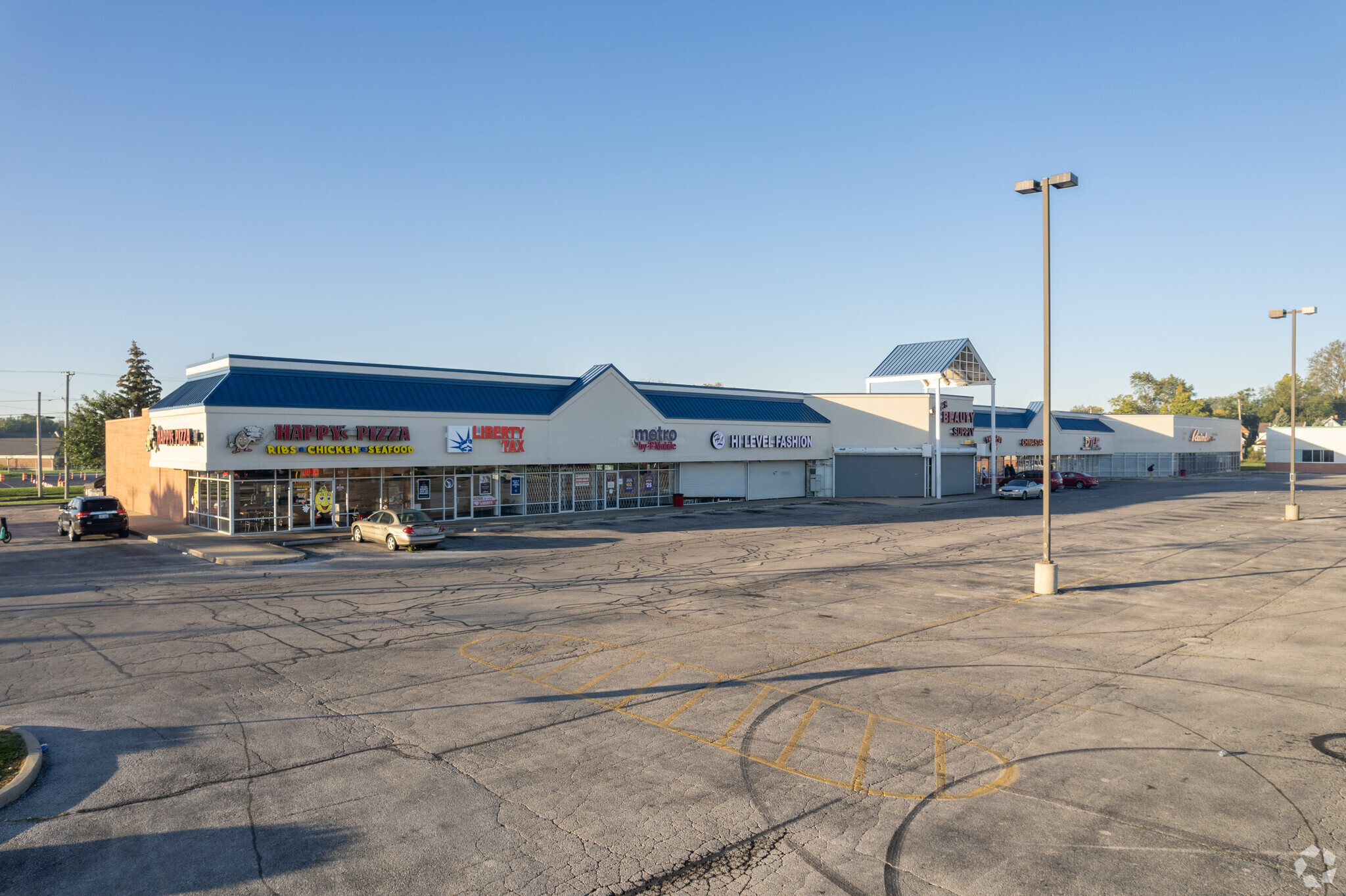 551 Dorr St, Toledo, OH for lease Building Photo- Image 1 of 7